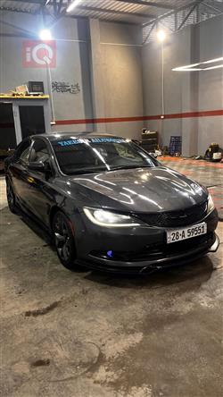 Chrysler 200